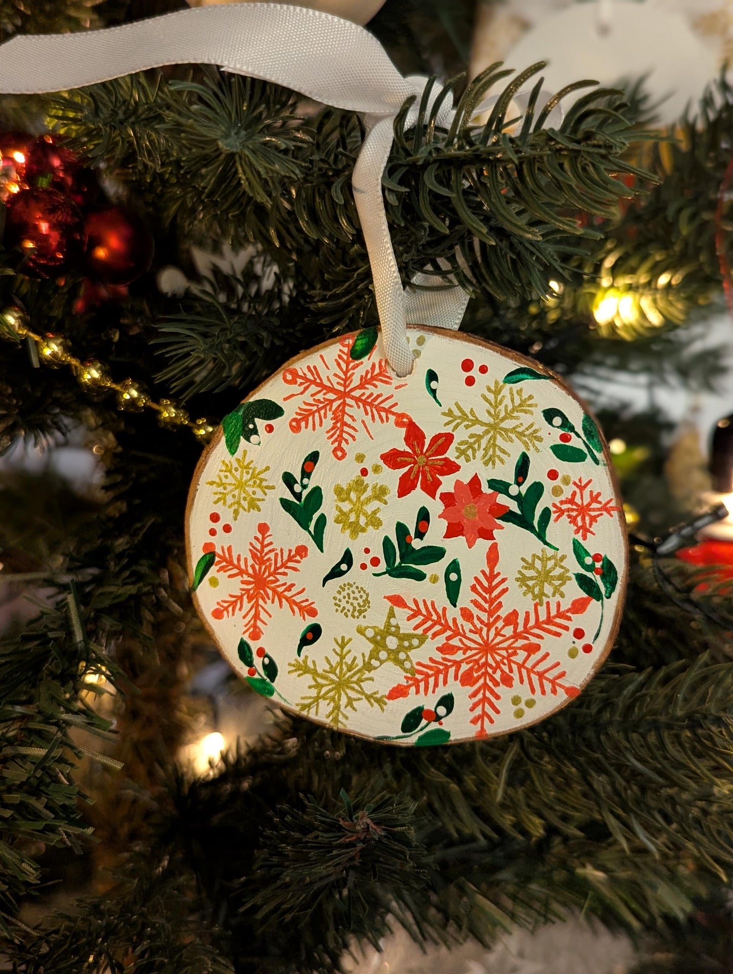 Hand-Painted Wood Slice Christmas Ornament: Rustic Snowflake Floral Design