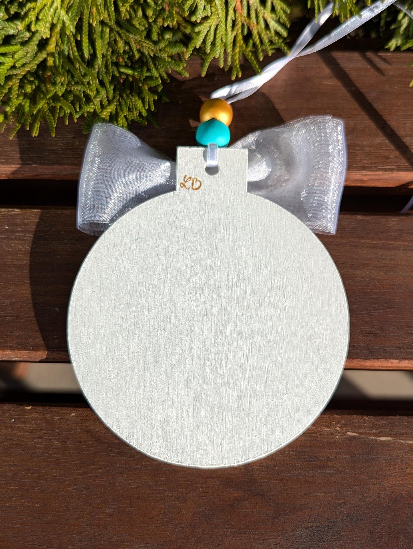 Hand Painted Wooden Christmas Wreath Ornament: Unique Holiday Decor