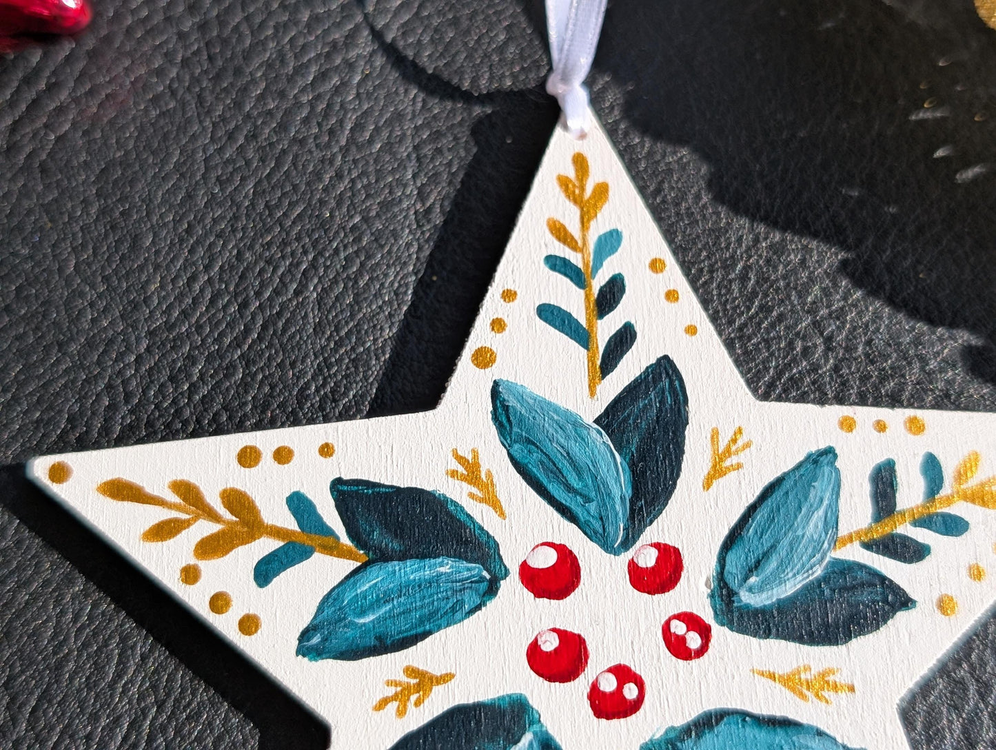 Wooden Christmas Star Ornaments , Holiday Decoration, Rustic Decor, Unique Xmas hanging