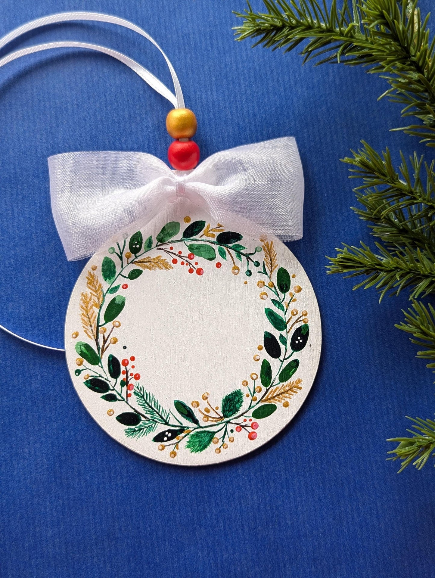 Hand Painted Wooden Christmas Wreath Ornament: Unique Holiday Decor