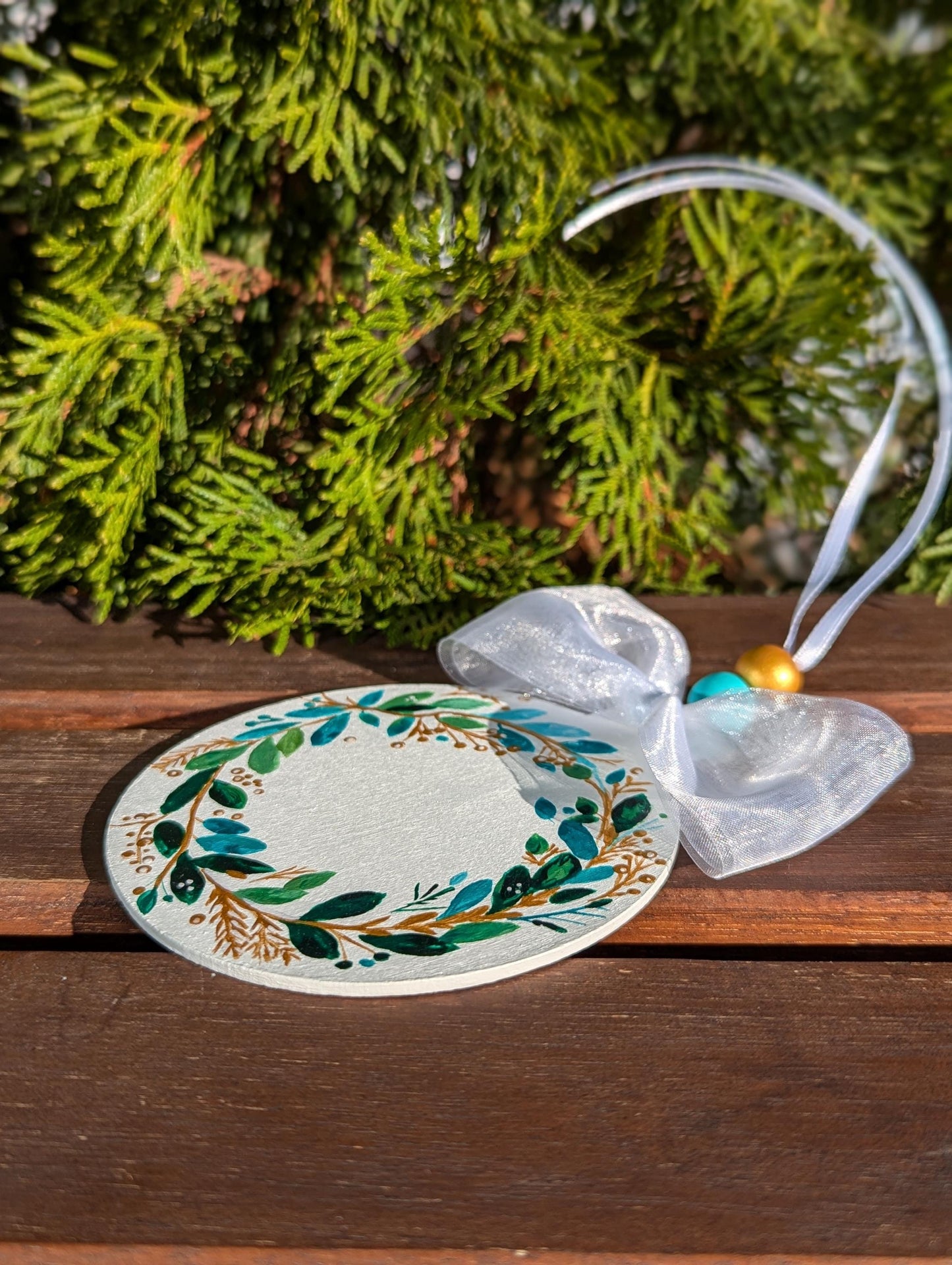 Hand Painted Wooden Christmas Wreath Ornament: Unique Holiday Decor