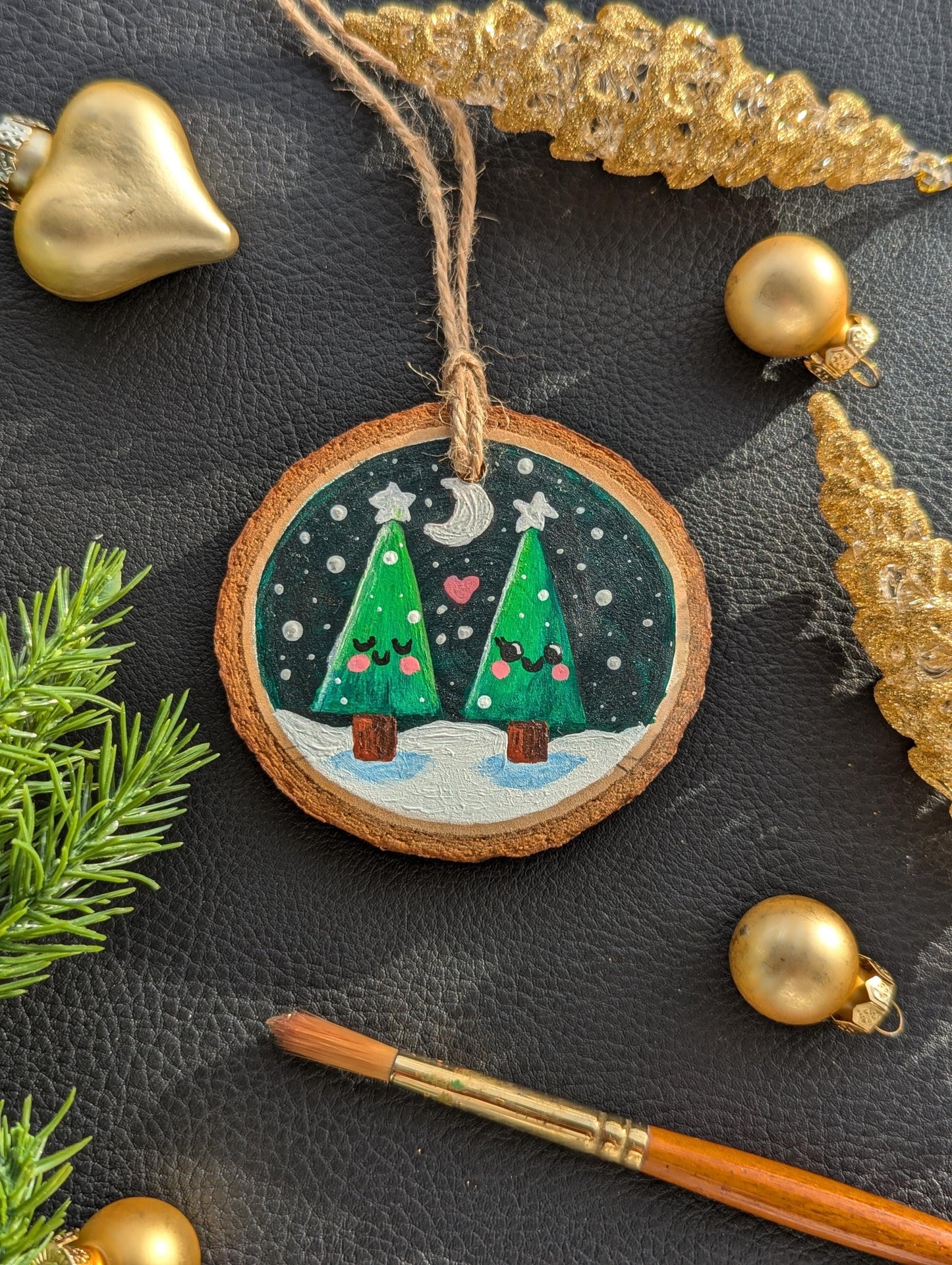 Hand Painted Wood Slice Christmas Ornament: Rustic Family Tree Decor