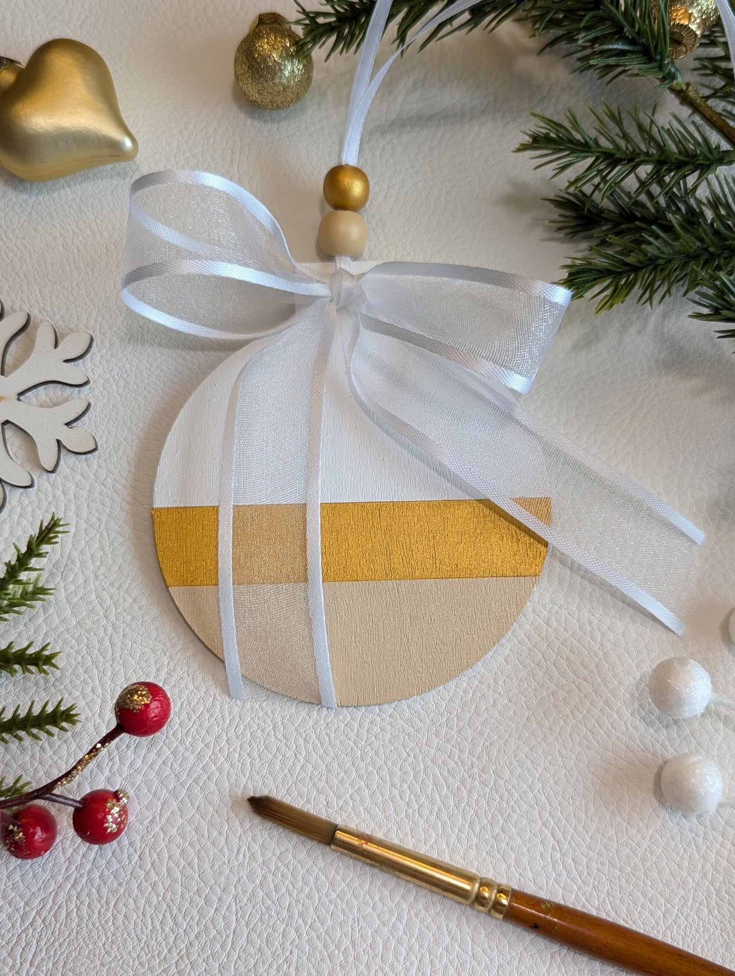 Hand-Painted Scandinavian Christmas Ornament: Modern Minimalist Decor