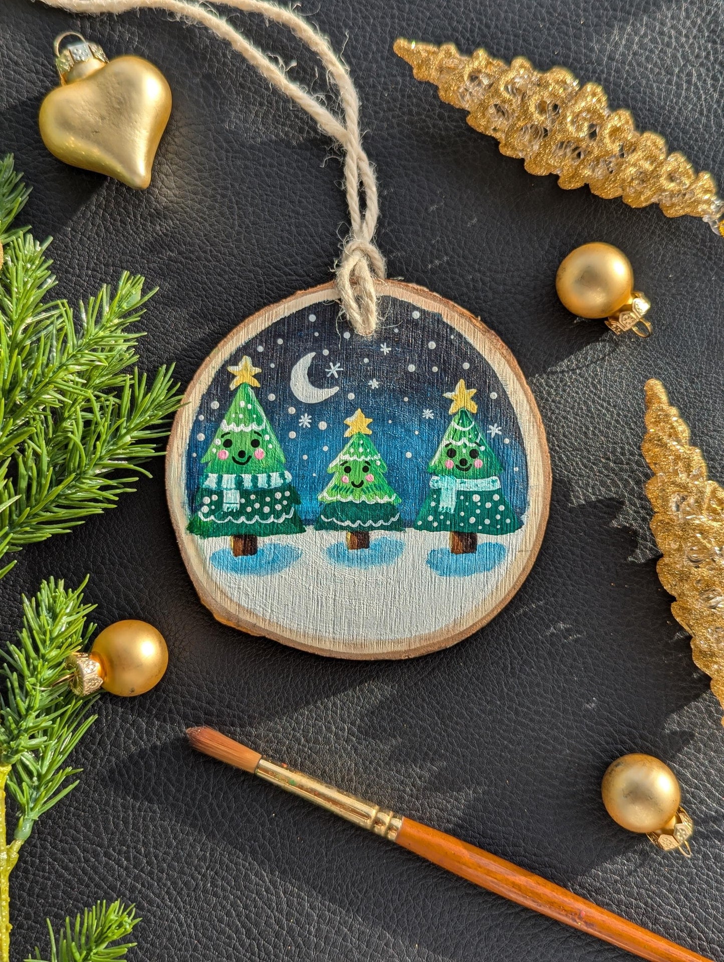 Hand Painted Wood Slice Christmas Ornament: Rustic Family Tree Decor