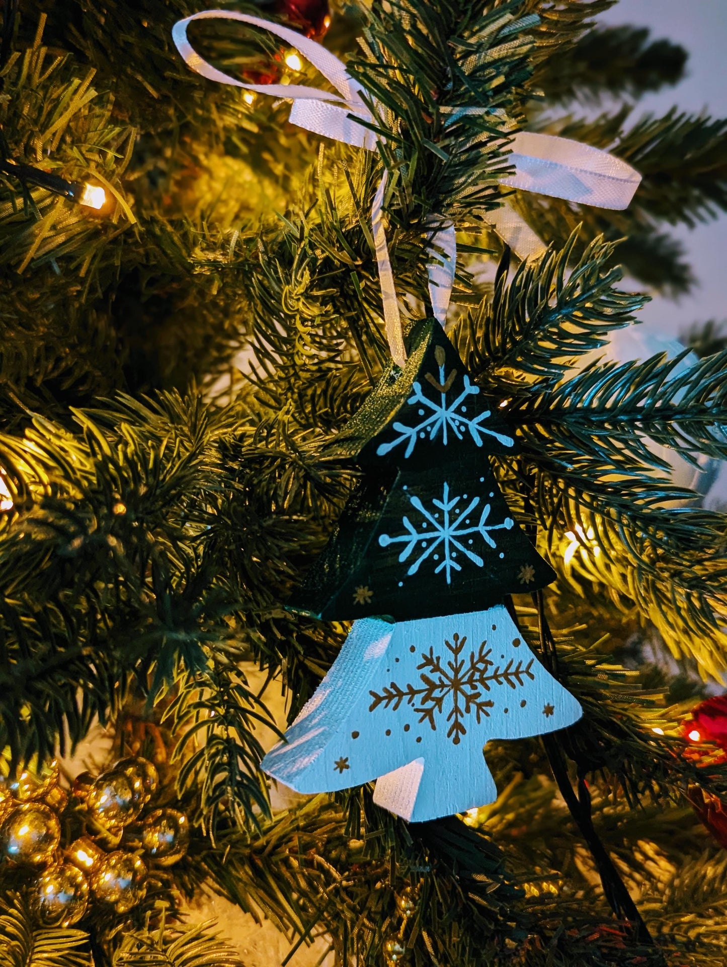 Wooden Christmas Ornament, Holiday Decoration, Rustic Decor, Unique Xmas hanging