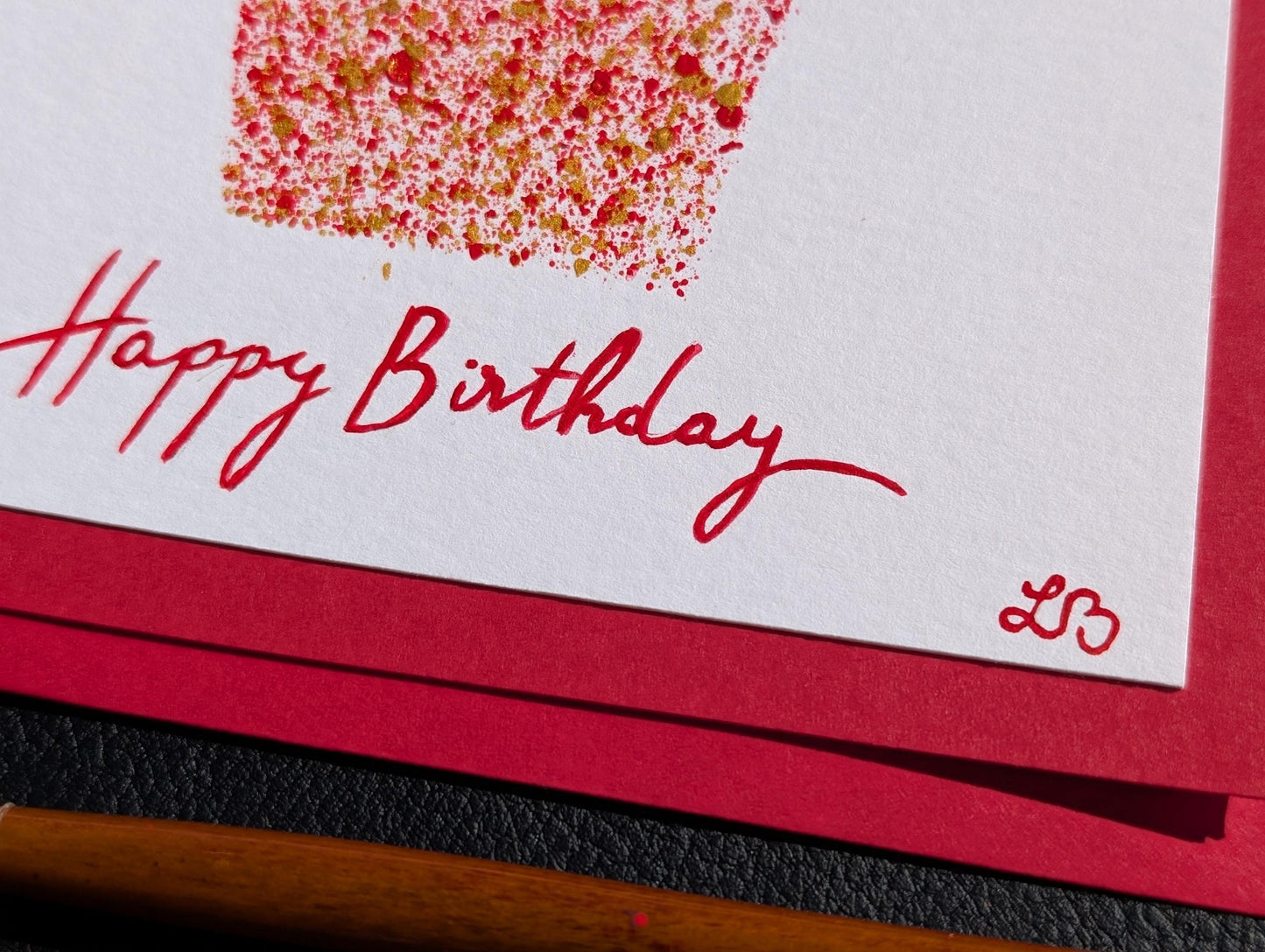 Hand-Painted Red Birthday Card: Modern Gift Box Design